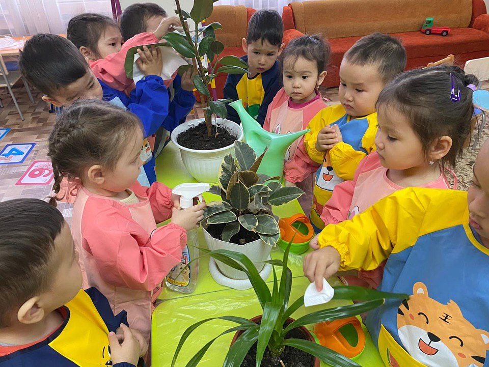 photo_5424971482640617038_y